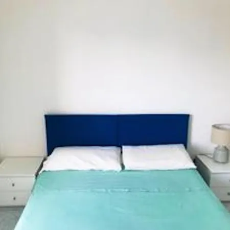 3 Bedrooms At 500 M Away From The Beach With Terrace And Wifi *