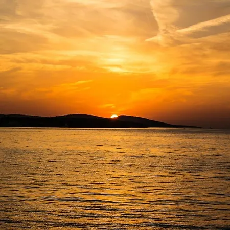 Apartment 3 Bedrooms At 500 M Away From The Beach With Terrace And Wifi Terracina