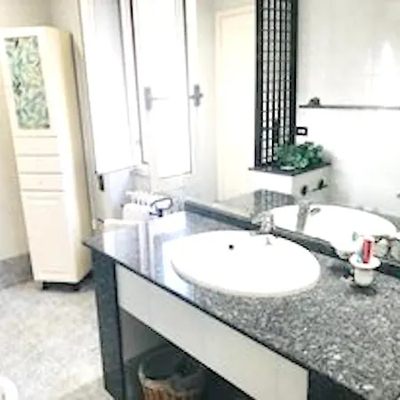 3 Bedrooms At 500 M Away From The Beach With Terrace And Wifi