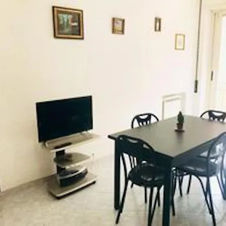 Apartment 3 Bedrooms At 500 M Away From The Beach With Terrace And Wifi Terracina