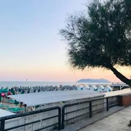 3 Bedrooms At 500 M Away From The Beach With Terrace And Wifi Apartment *