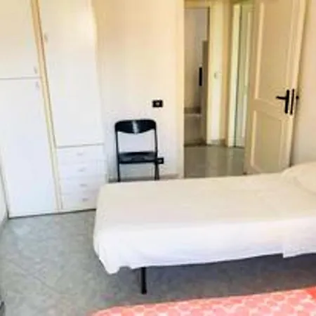 Apartment 3 Bedrooms At 500 M Away From The Beach With Terrace And Wifi *